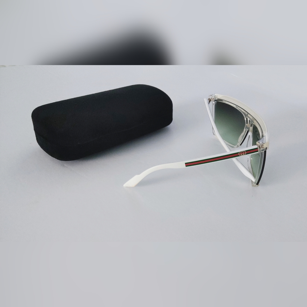 Gucci Italian Made Sunglasses With A Case. Size 105. Pre-owned. - Picture 6 of 8